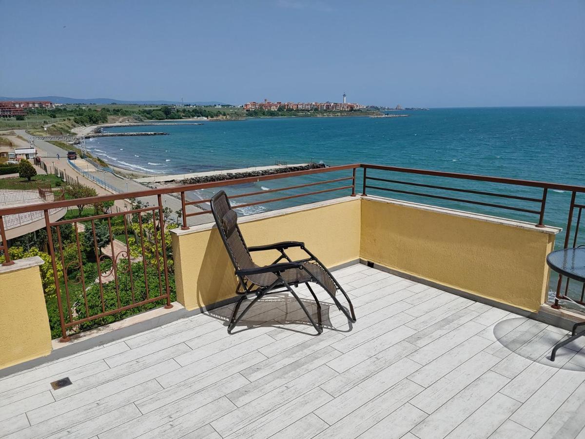Akb Apartment Sea View Aheloy Buitenkant foto