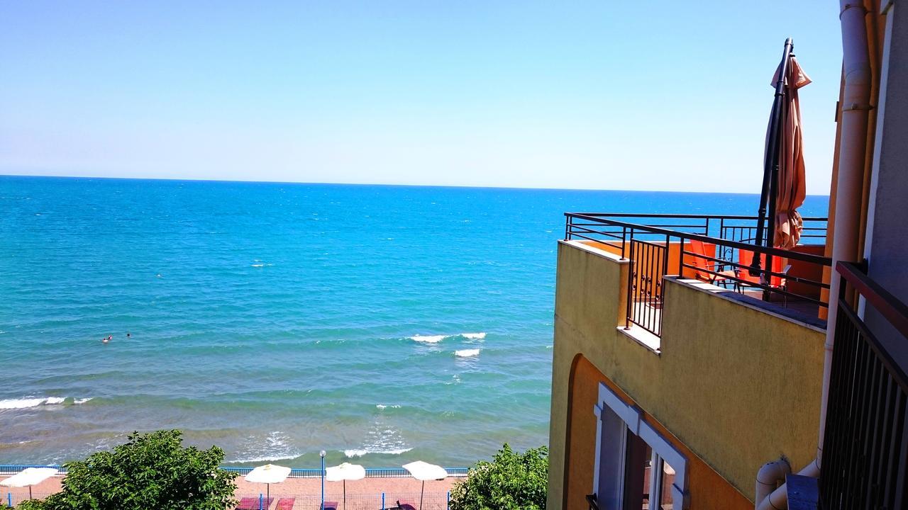 Akb Apartment Sea View Aheloy Buitenkant foto